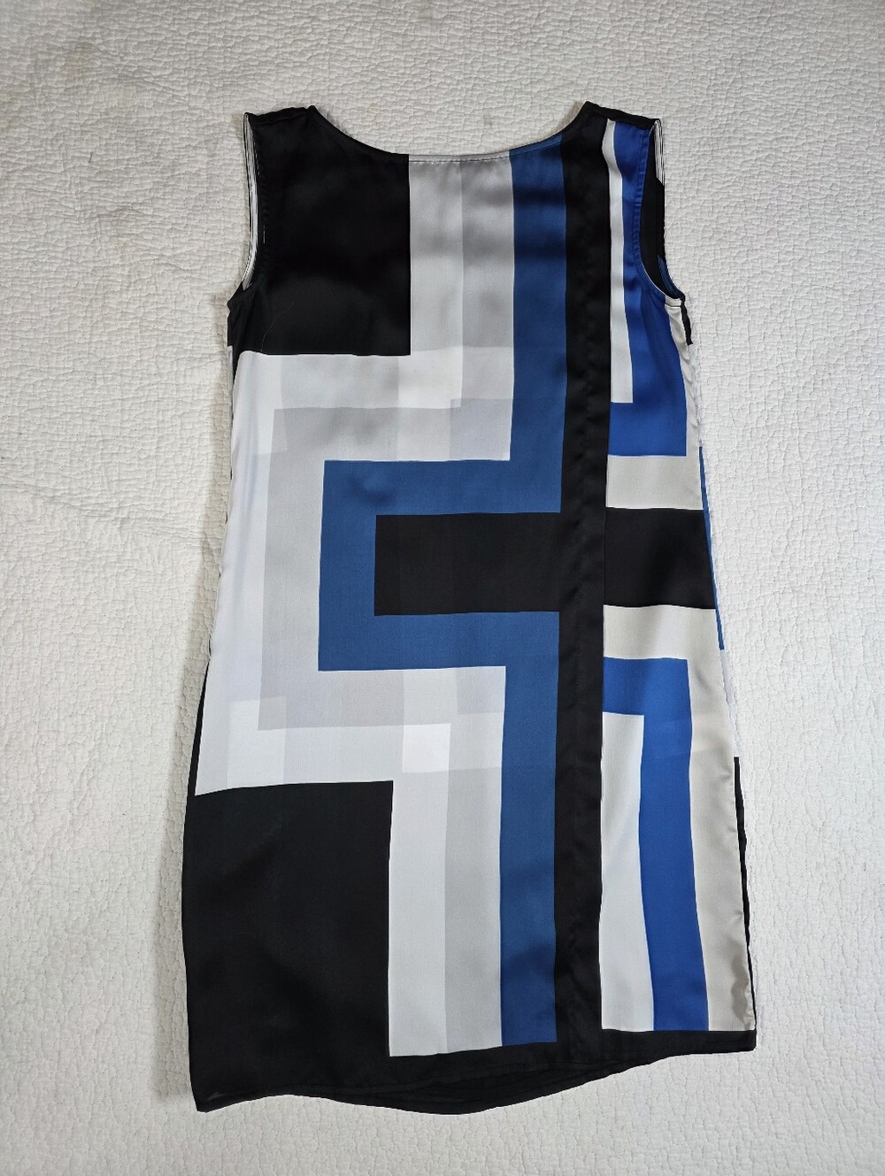 NWT Micharl Kors Sleeveless Geometric Shift Dress in Black, Blue & Gray